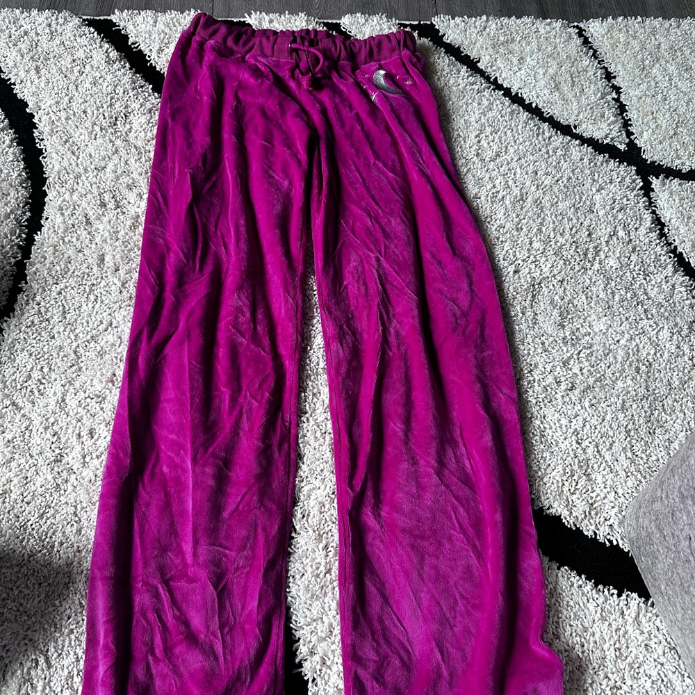 Aries Sweatpants with Silver Logo